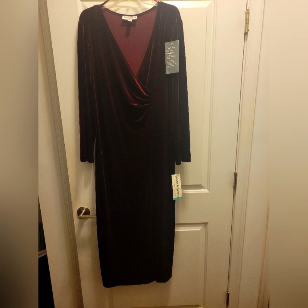 Ruched Form Fitting Dress